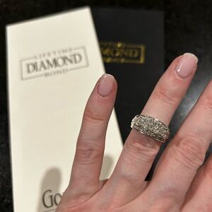 Zales Silver PAST PRESENT FUTURE anniversary Diamond Ring